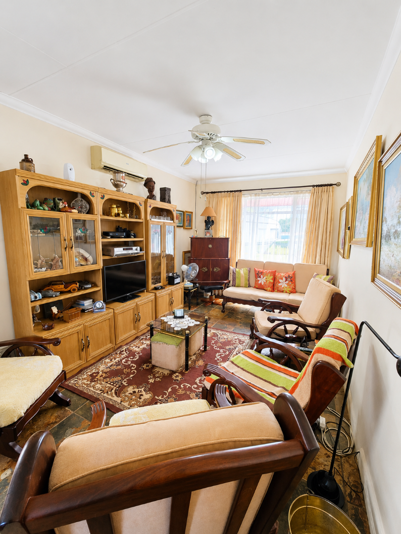 4 Bedroom Property for Sale in Wilkoppies North West